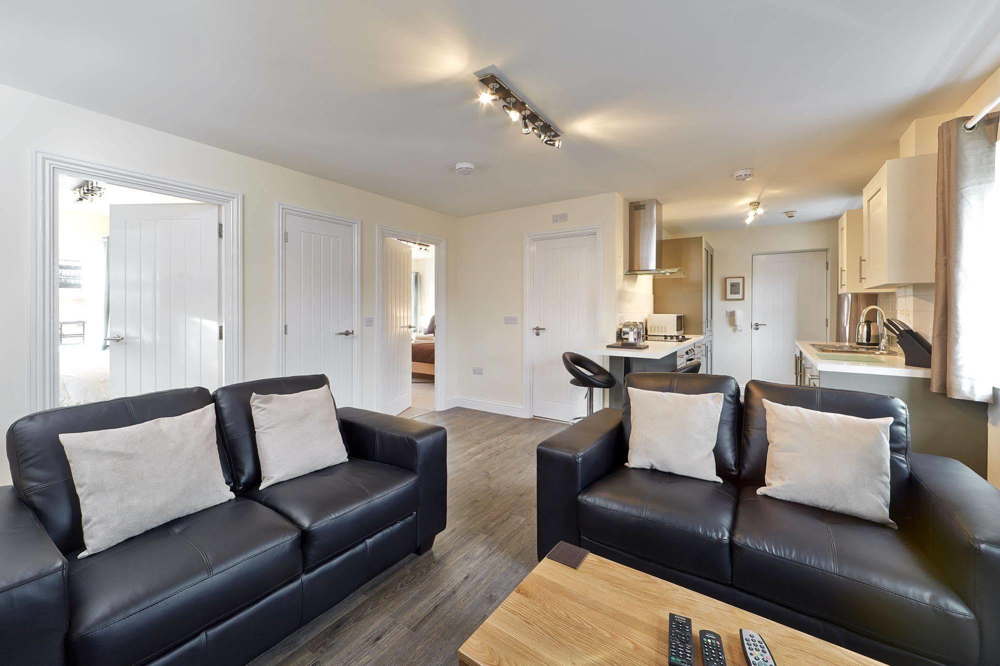 Swan Place Apartments By Viridian Apartments Apartment Swindon