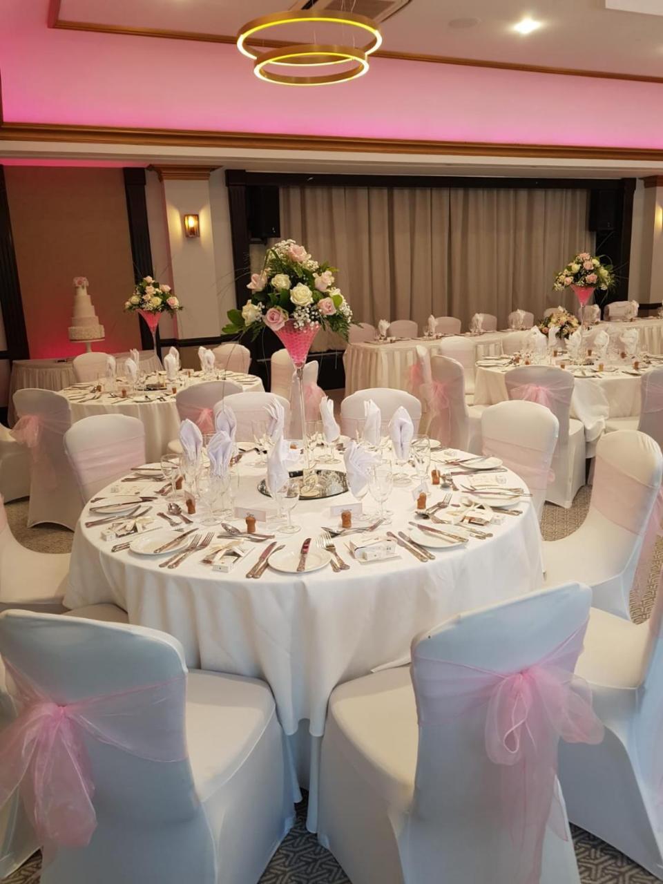 Blunsdon House Hotel, Bw Premier Collection Hotel 4*