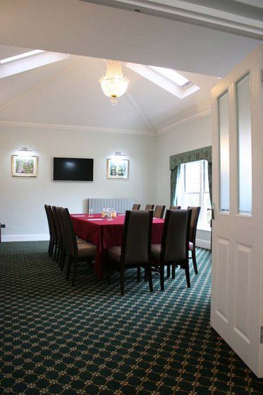 Country house Chiseldon House Swindon