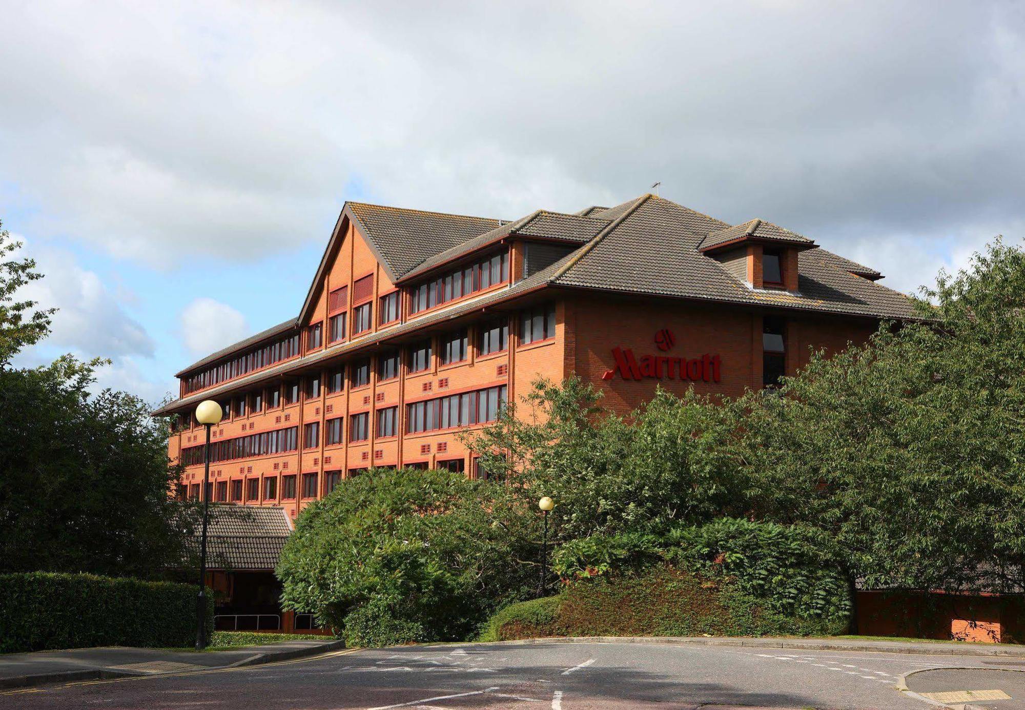 Delta By Marriott Khách sạn Swindon