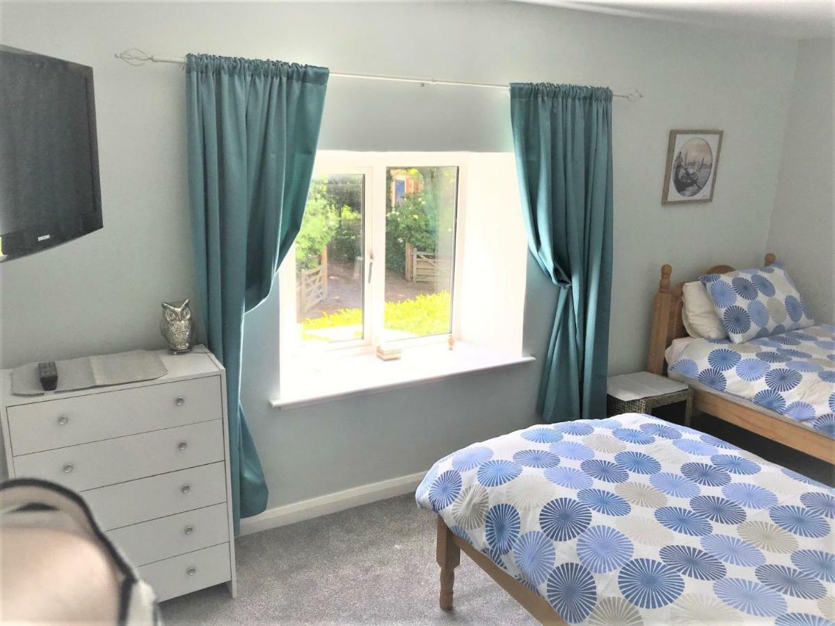 Bed & Breakfast Boxwood Guest House. *