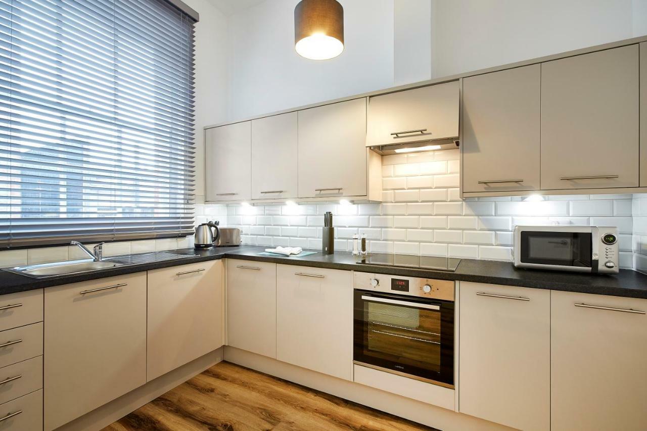 Burkhardt Hall By Viridian Apartment