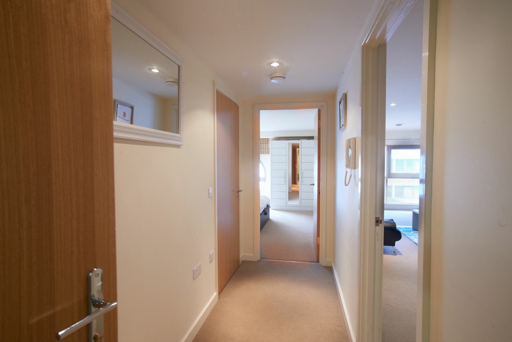 Paramount Apartment *