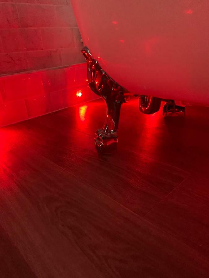 Apartment Luxury Panoramic Balcony Swindon