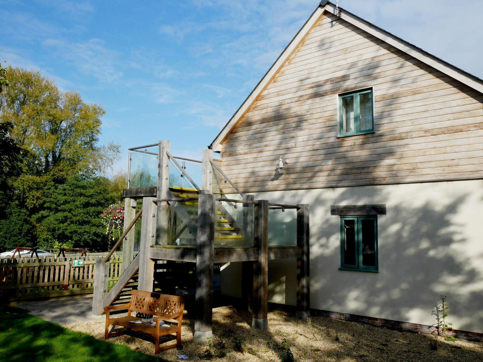 Inn The Sun 4*