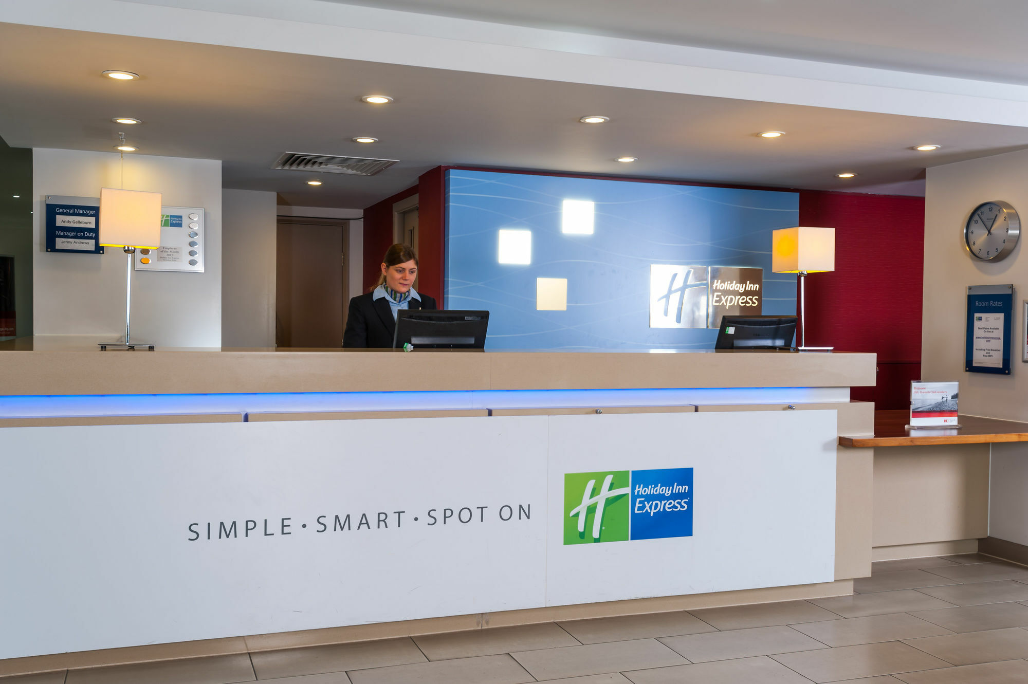Express West An Ihg Hotel 3*