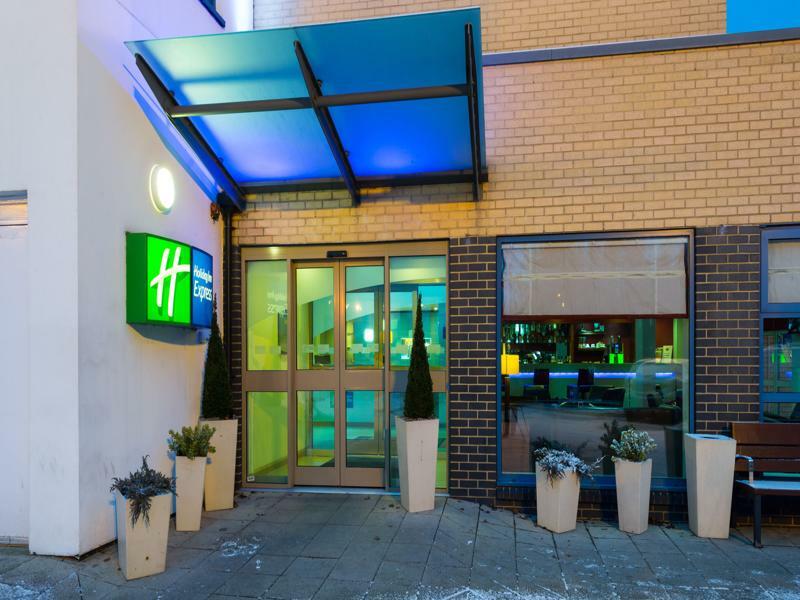 Express West An Ihg Hotel Swindon