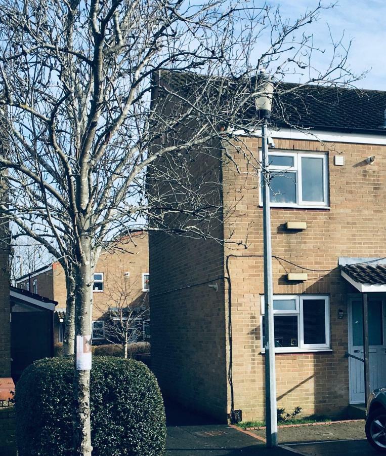 Homestay Travelling Stop Swindon