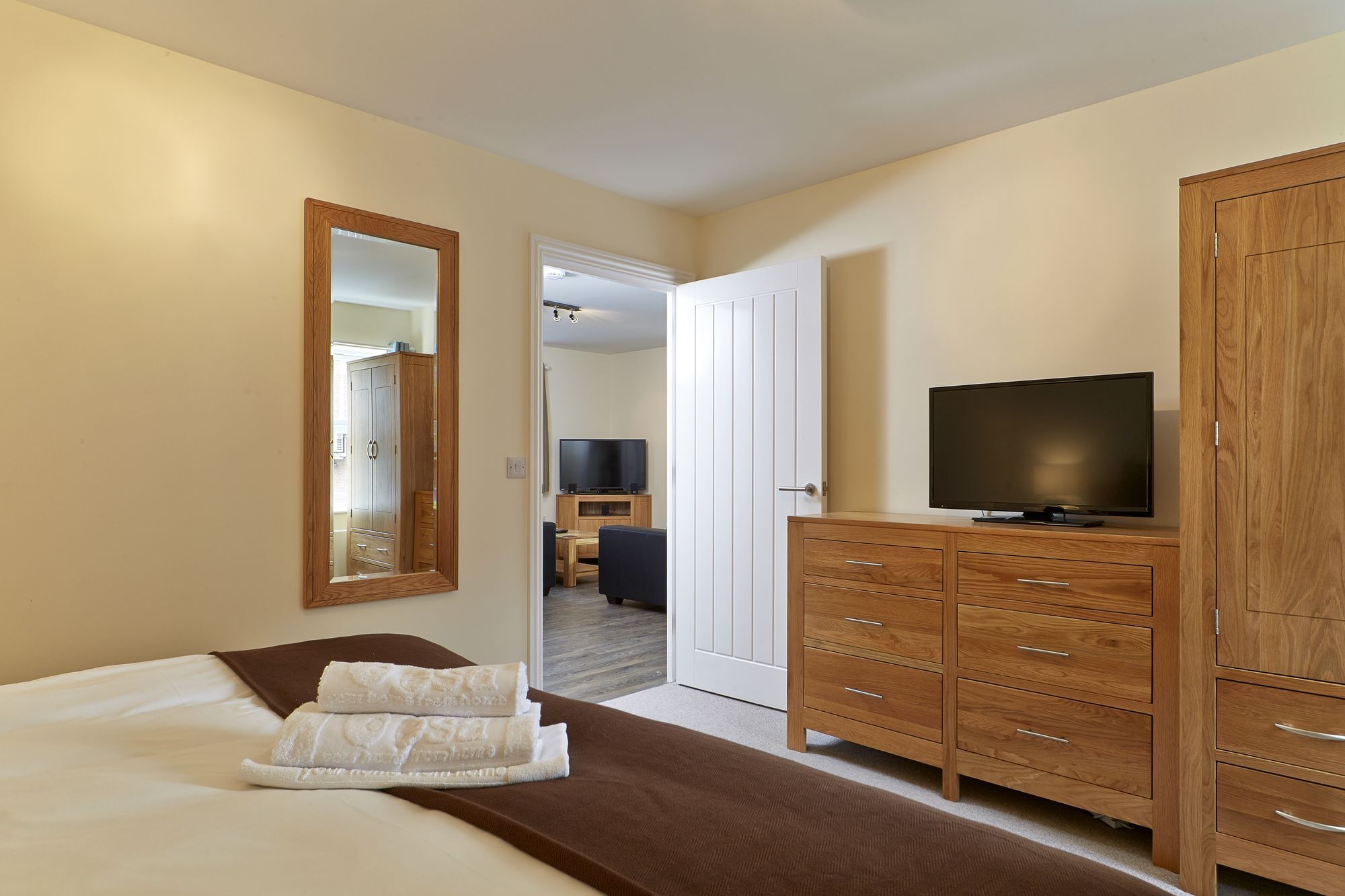 Swan Place By Esa *