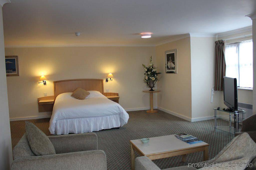 The Wiltshire Hotel, Golf And Leisure 3*