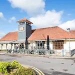 Premier Inn Swindon West
