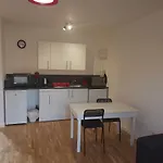 The Lily Pad Apartment & Wrens Nest Studio