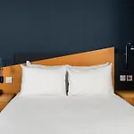 Holiday Inn Express Swindon West By Ihg