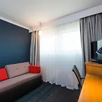 Holiday Inn Express Swindon West By Ihg