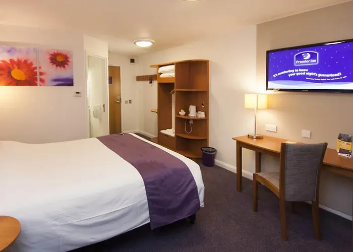 Premier Inn Swindon Central
