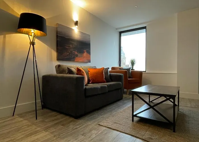 Kingsbridge Point - Cosy One Bed Apartments Near Town Centre, Swindon