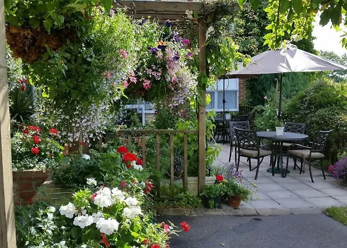 Bolingbroke Arms & Hotel