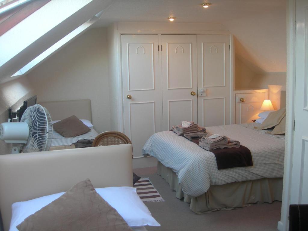 The Guest house Swindon