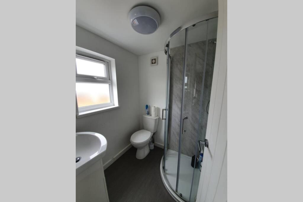2nd Floor Comfy Centre - Loft Studio Swindon