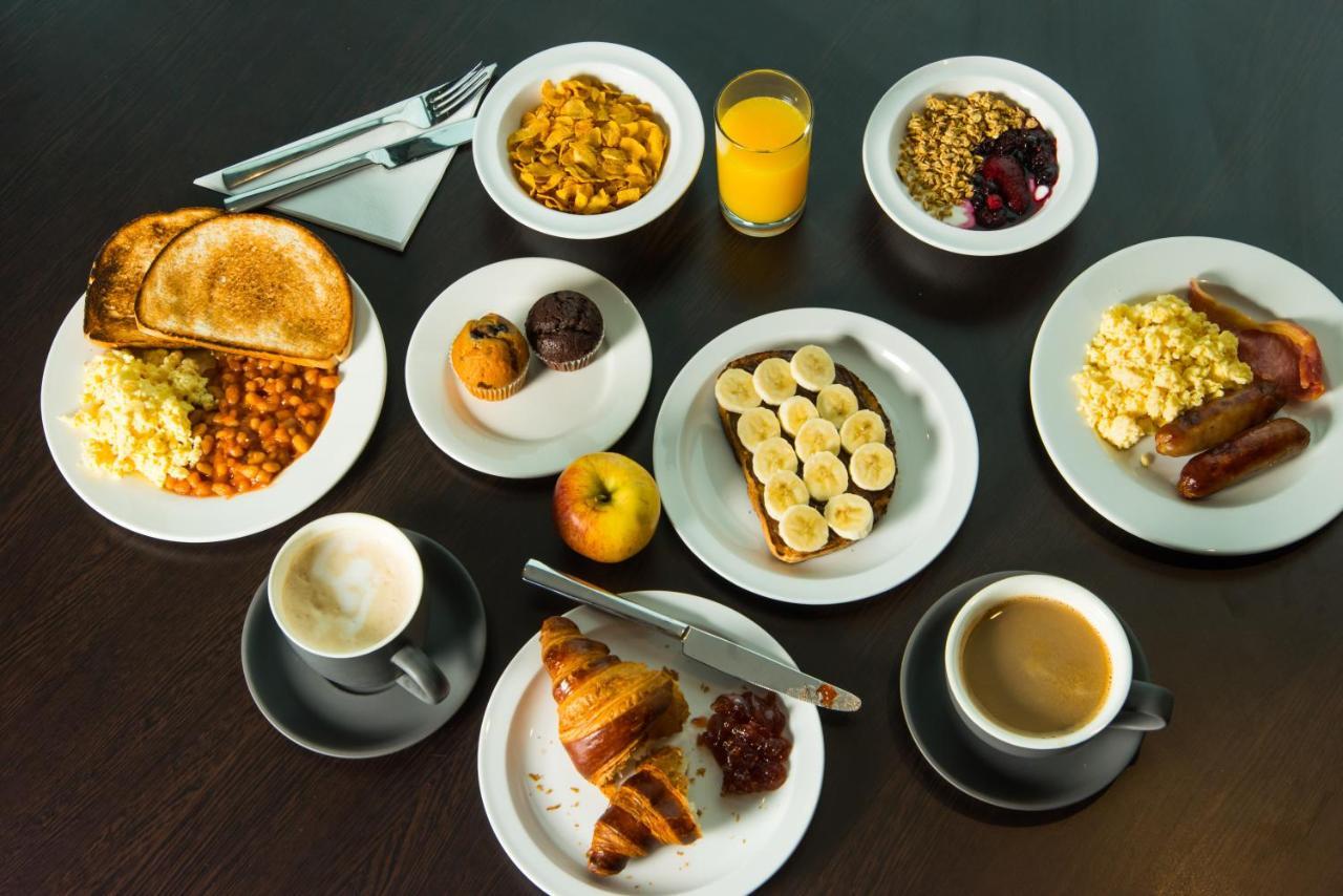 Express West By Ihg Swindon