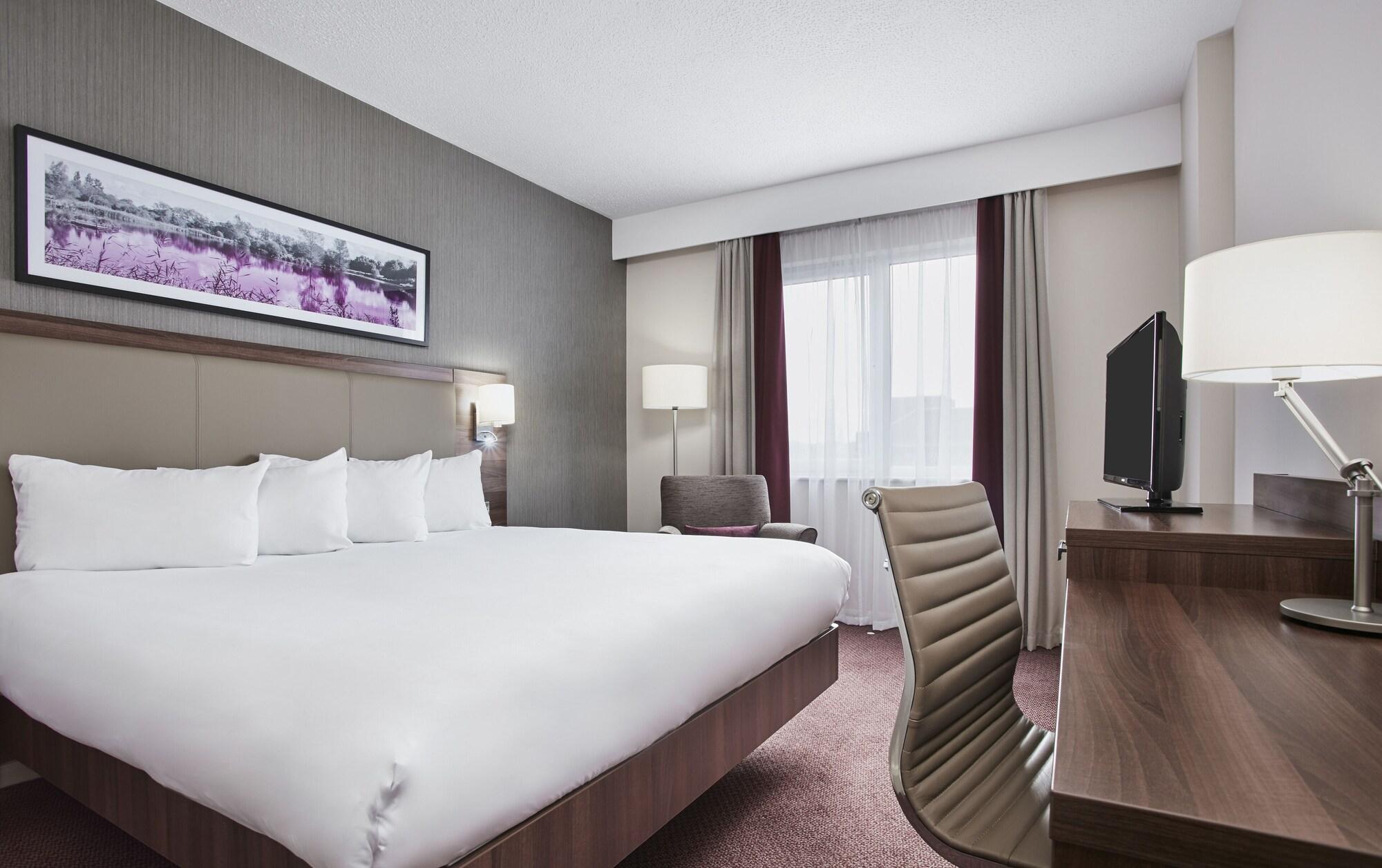 Hotel Leonardo - Formerly Jurys 4*