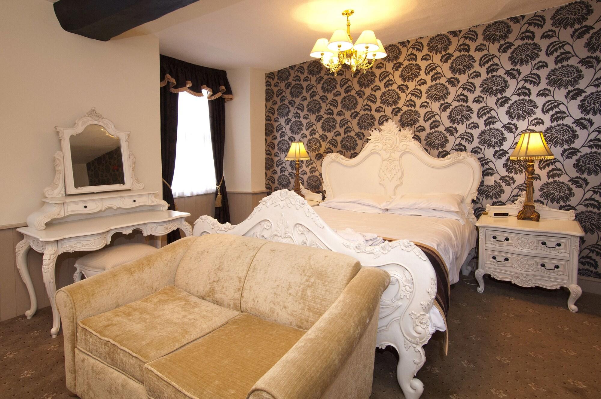 The Old Crown Coaching Inn