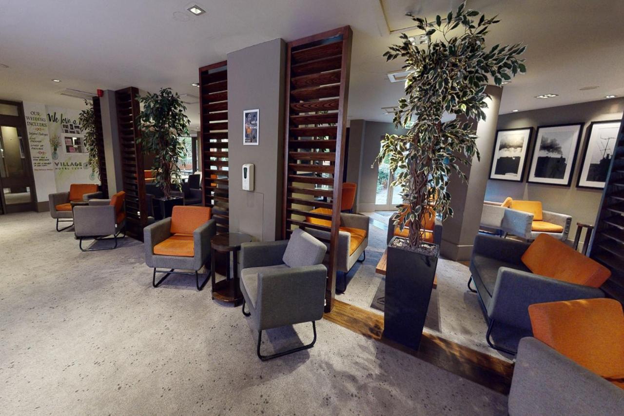 Village 3* Swindon