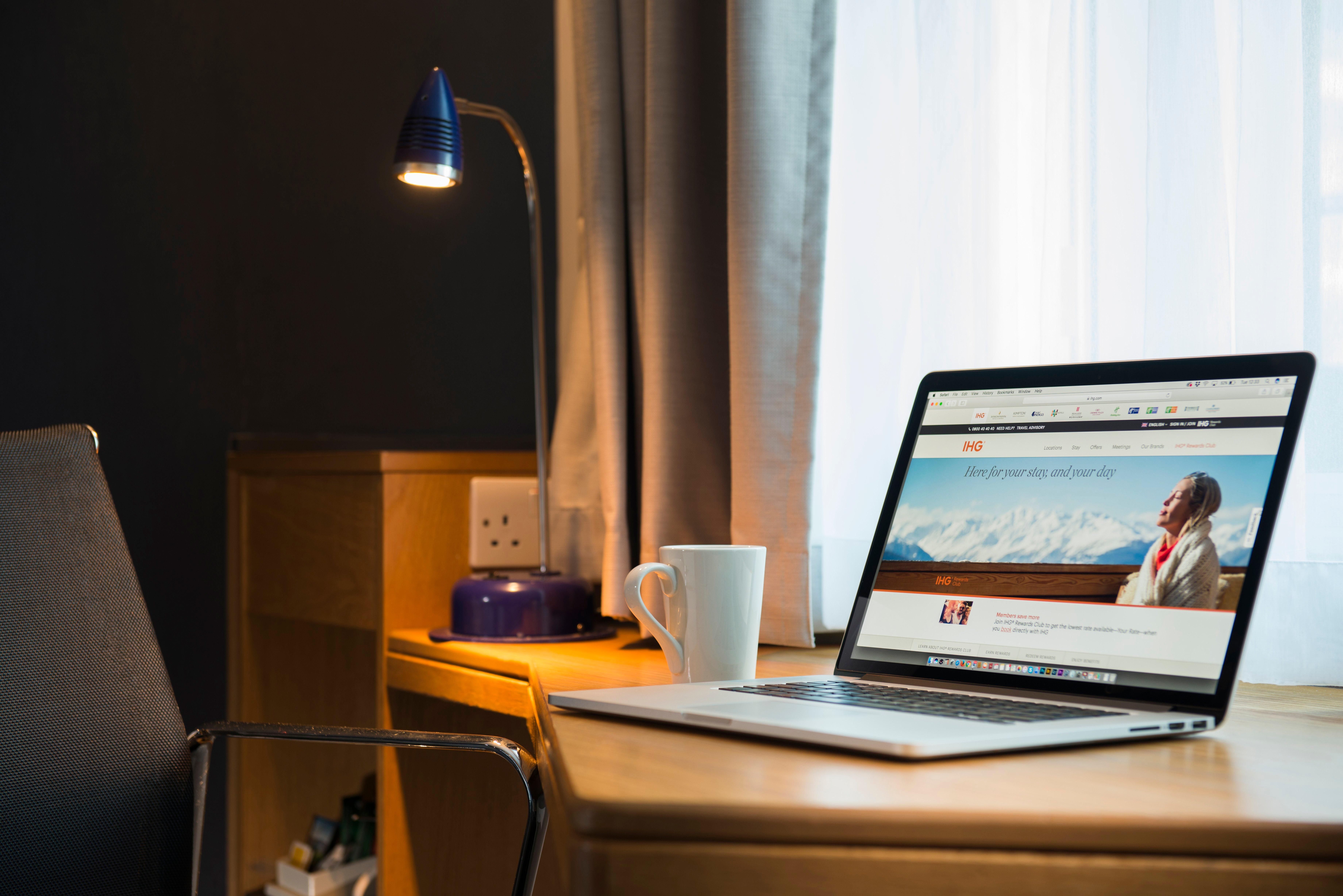 Express West An Ihg Khách sạn
