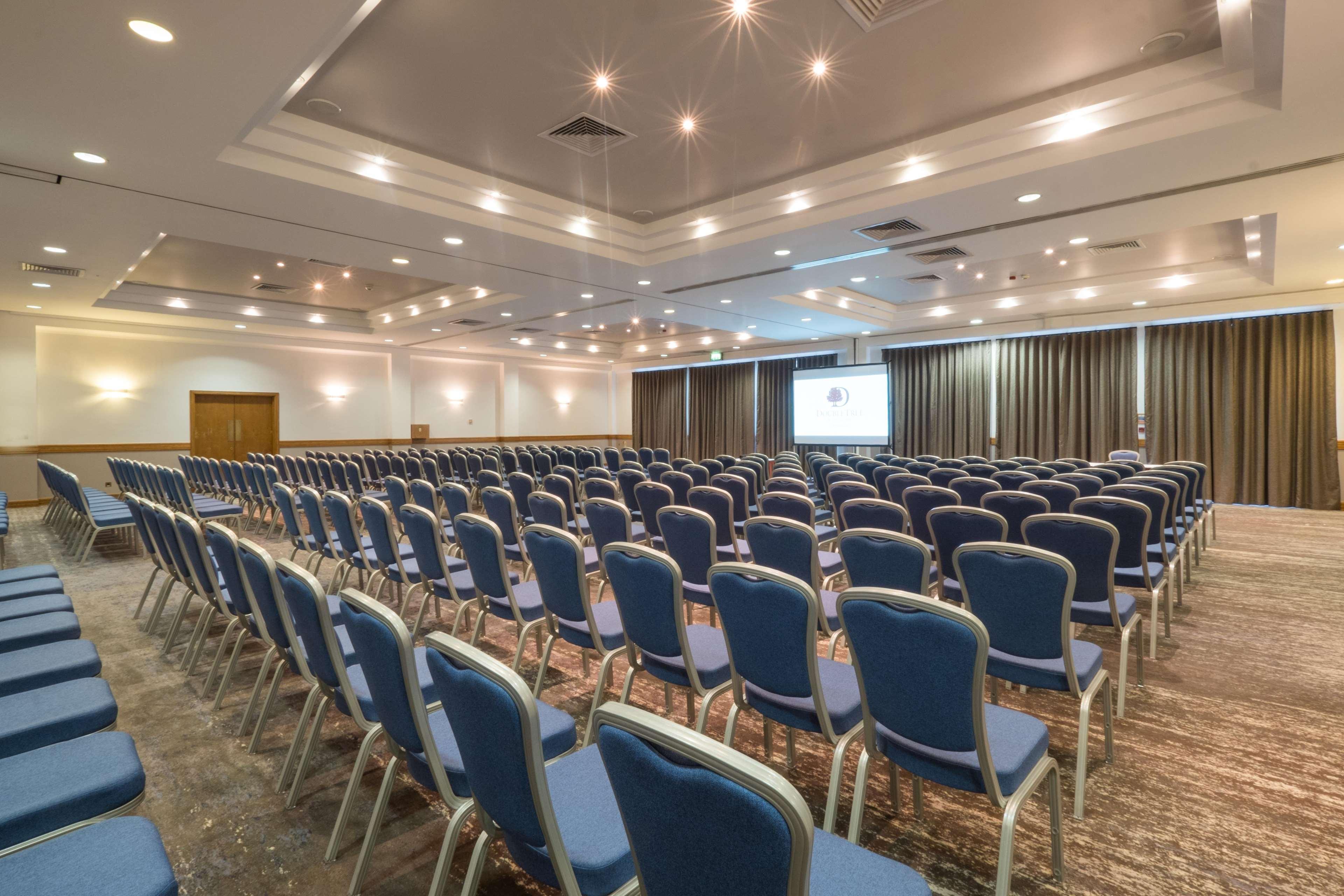Doubletree By Hilton Swindon