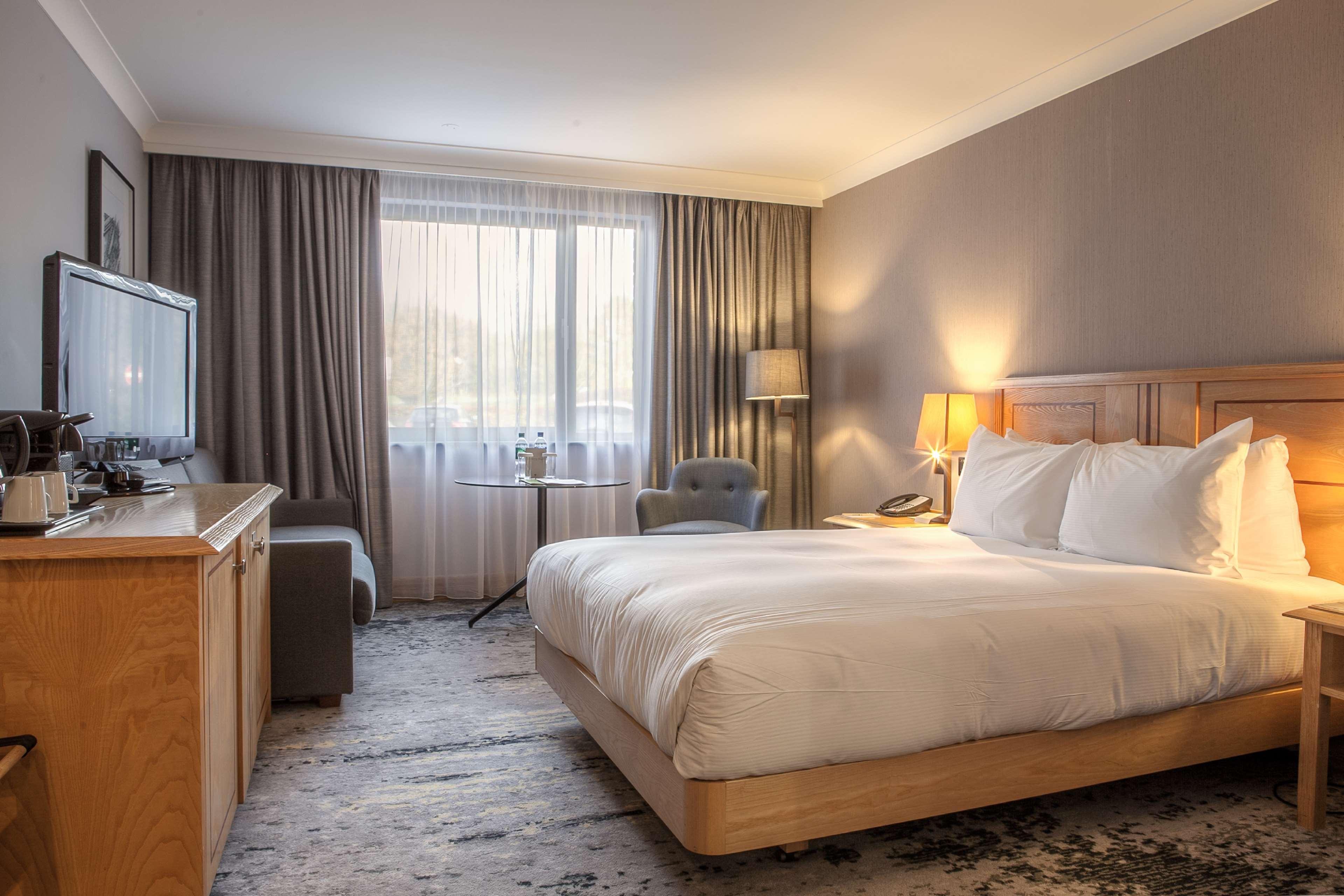 Doubletree By Hilton Swindon