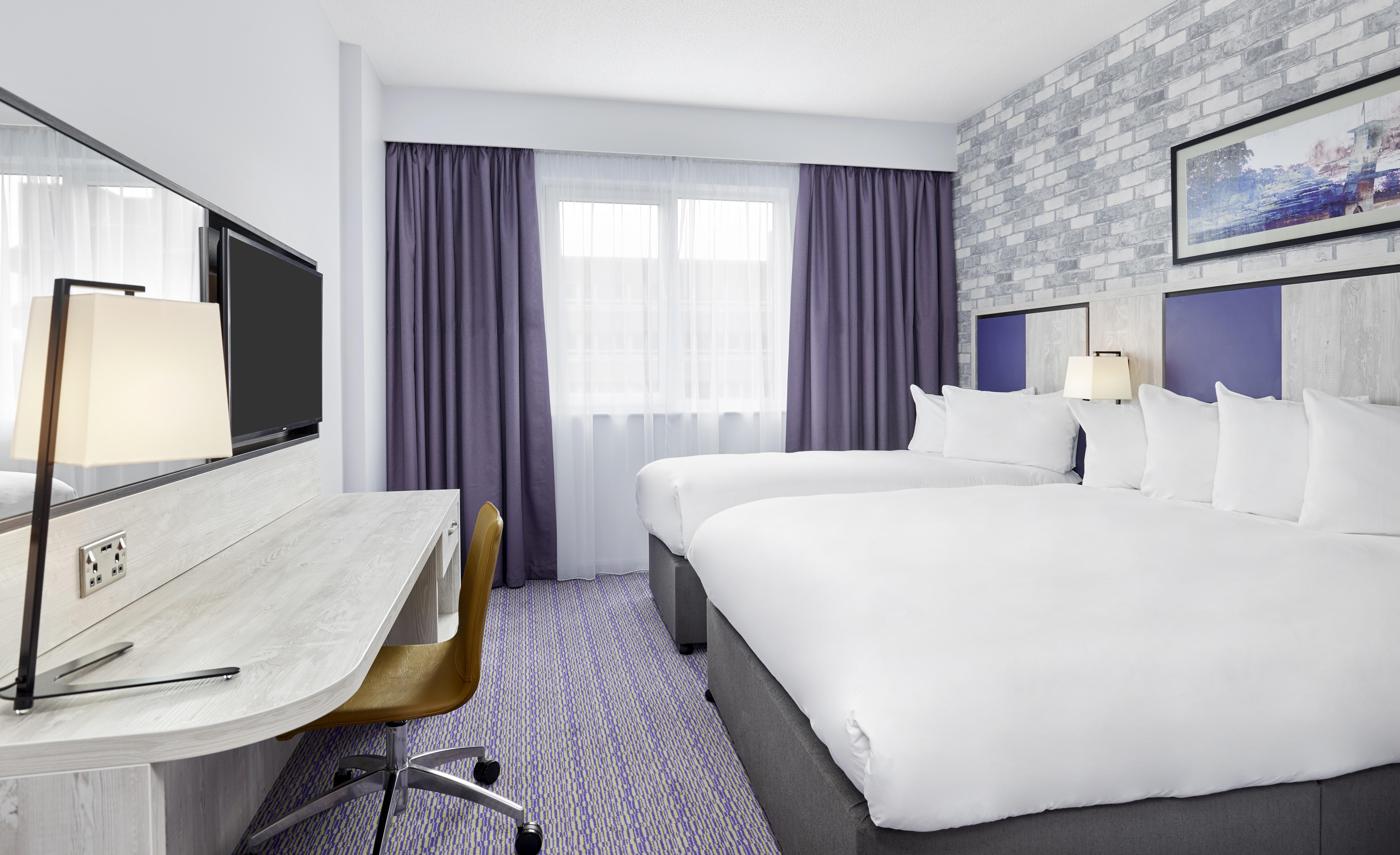 Leonardo - Formerly Jurys 4* Swindon