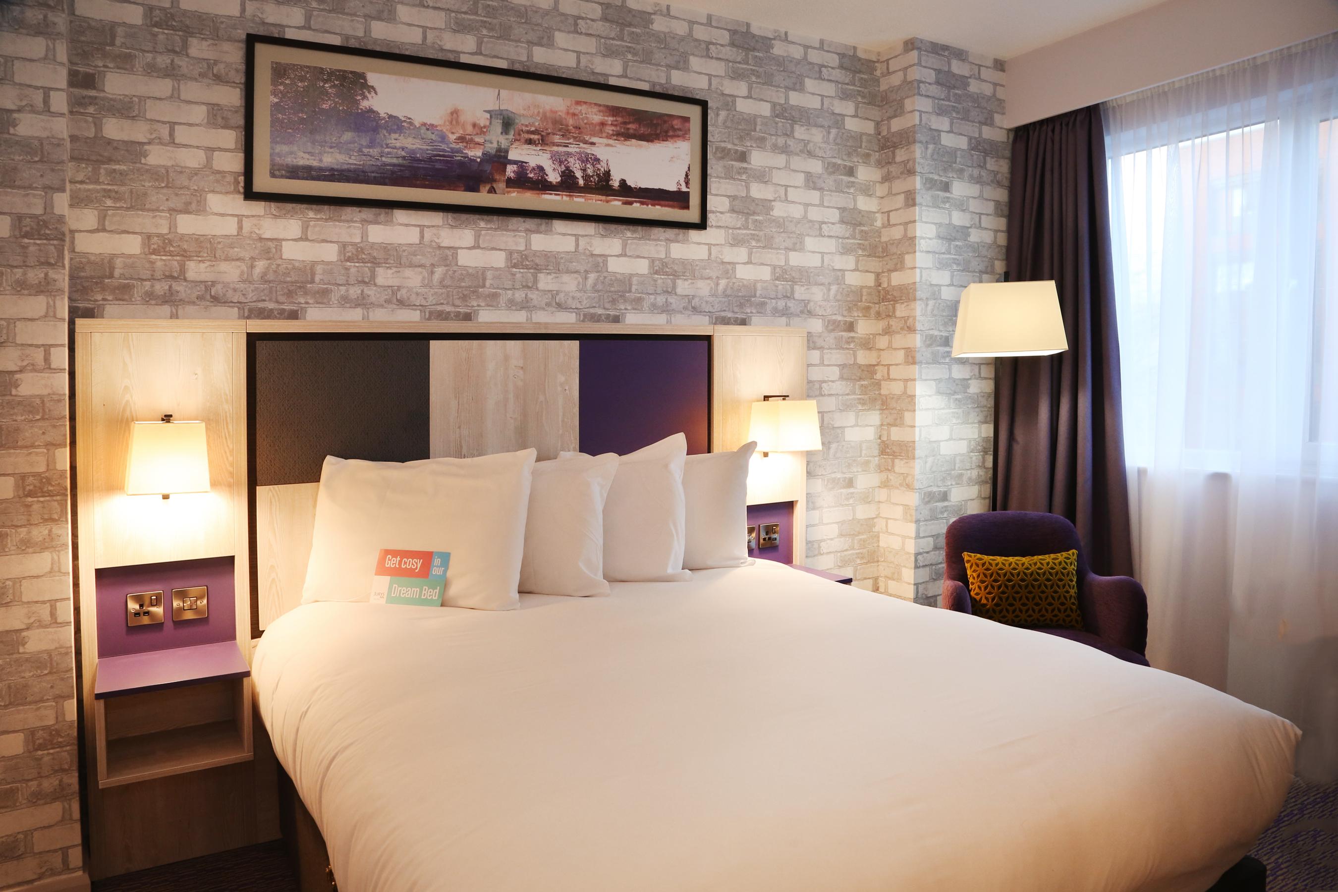 Hotel Leonardo - Formerly Jurys 4*