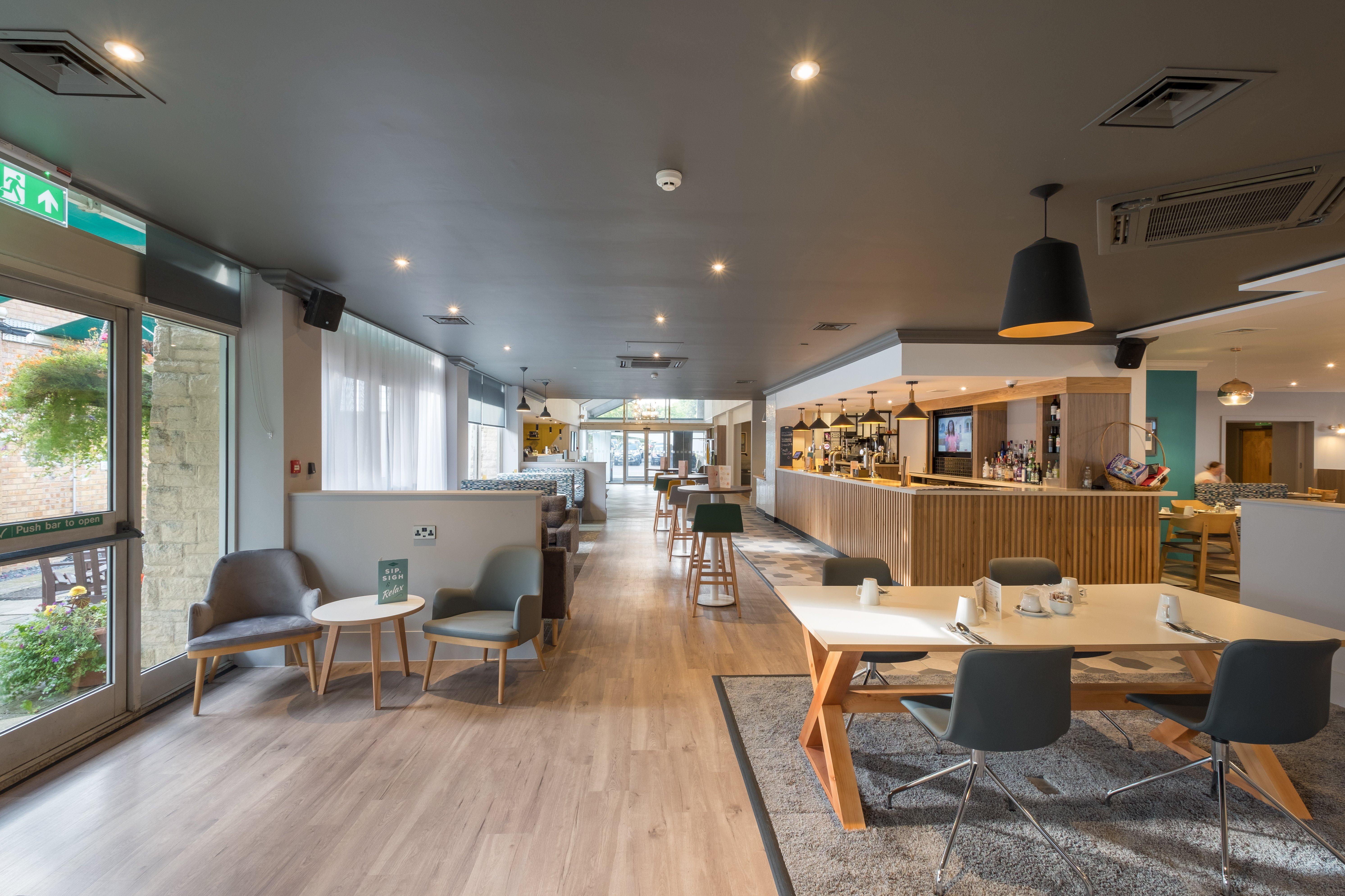 Hotel By Ihg 4*