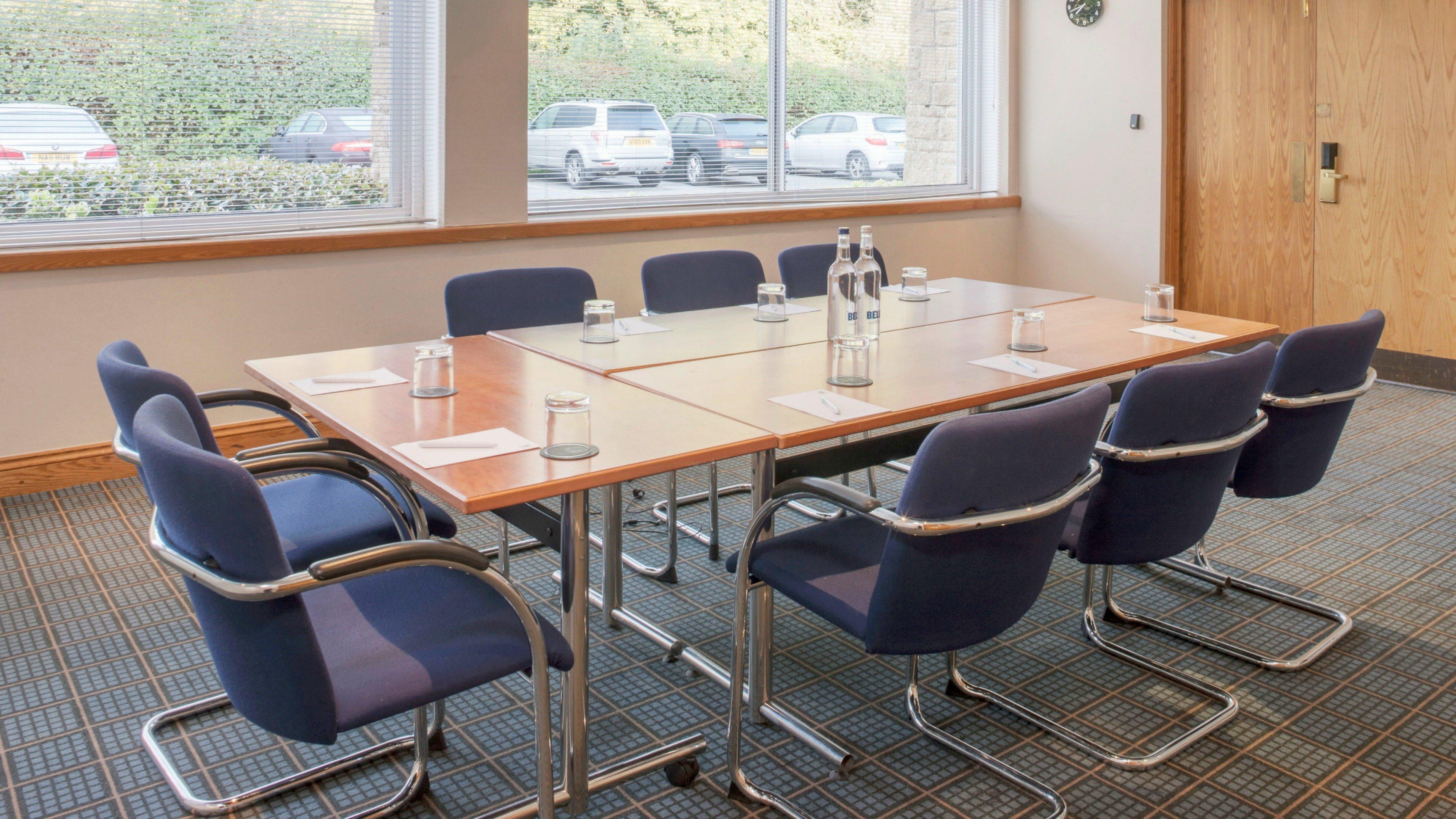 Hotel By Ihg Swindon