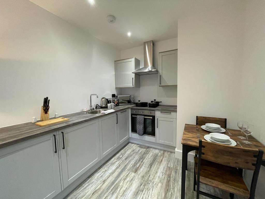 Apartment Kingsbridge Point - Cosy One Bed Near Town Centre, Swindon