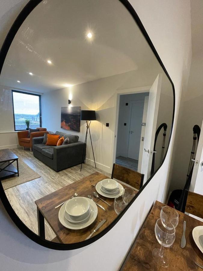 Kingsbridge Point - Cosy One Bed Near Town Centre, Swindon