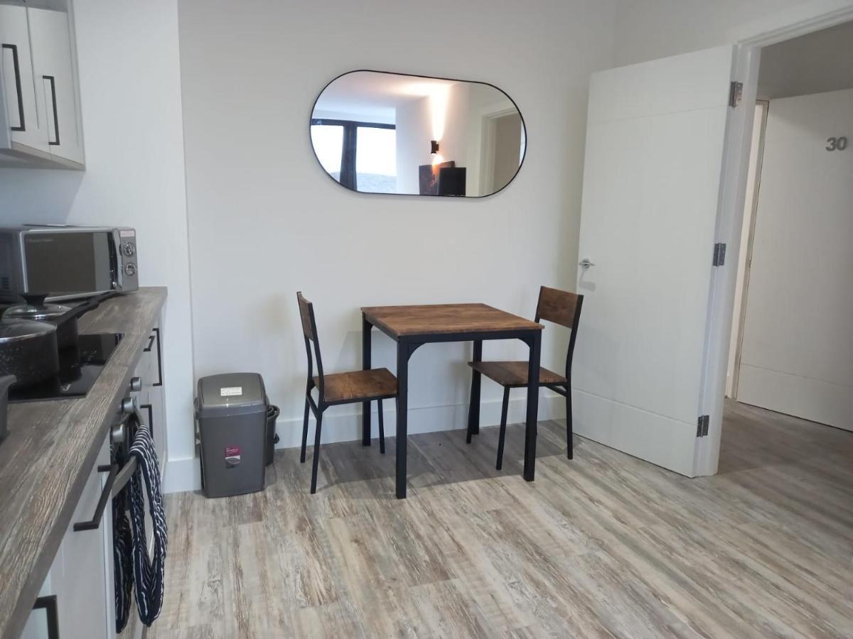 Kingsbridge Point - Cosy One Bed Near Town Centre, *