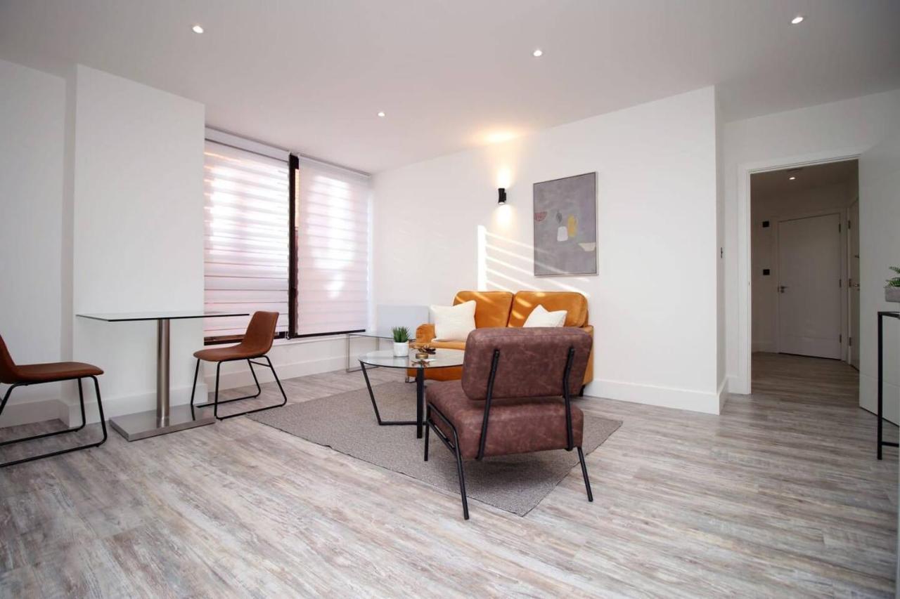 Apartment Kingsbridge Point - Cosy One Bed Near Town Centre, *