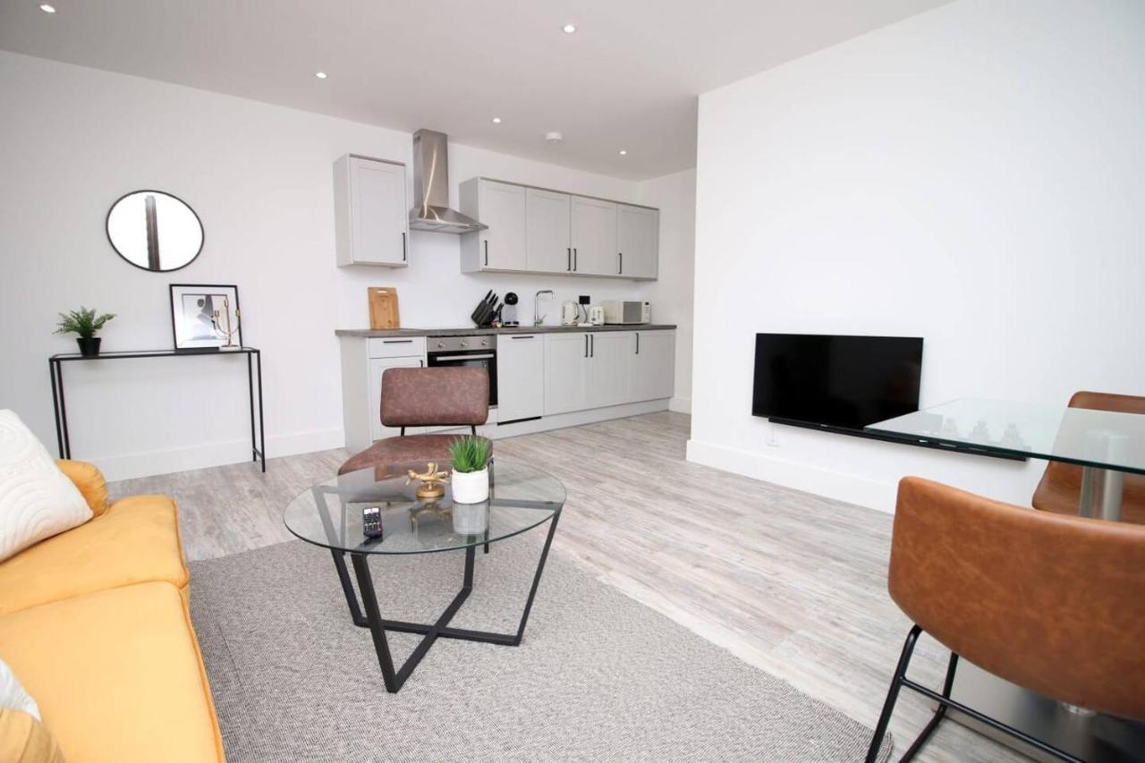 Kingsbridge Point - Cosy One Bed Near Town Centre, *