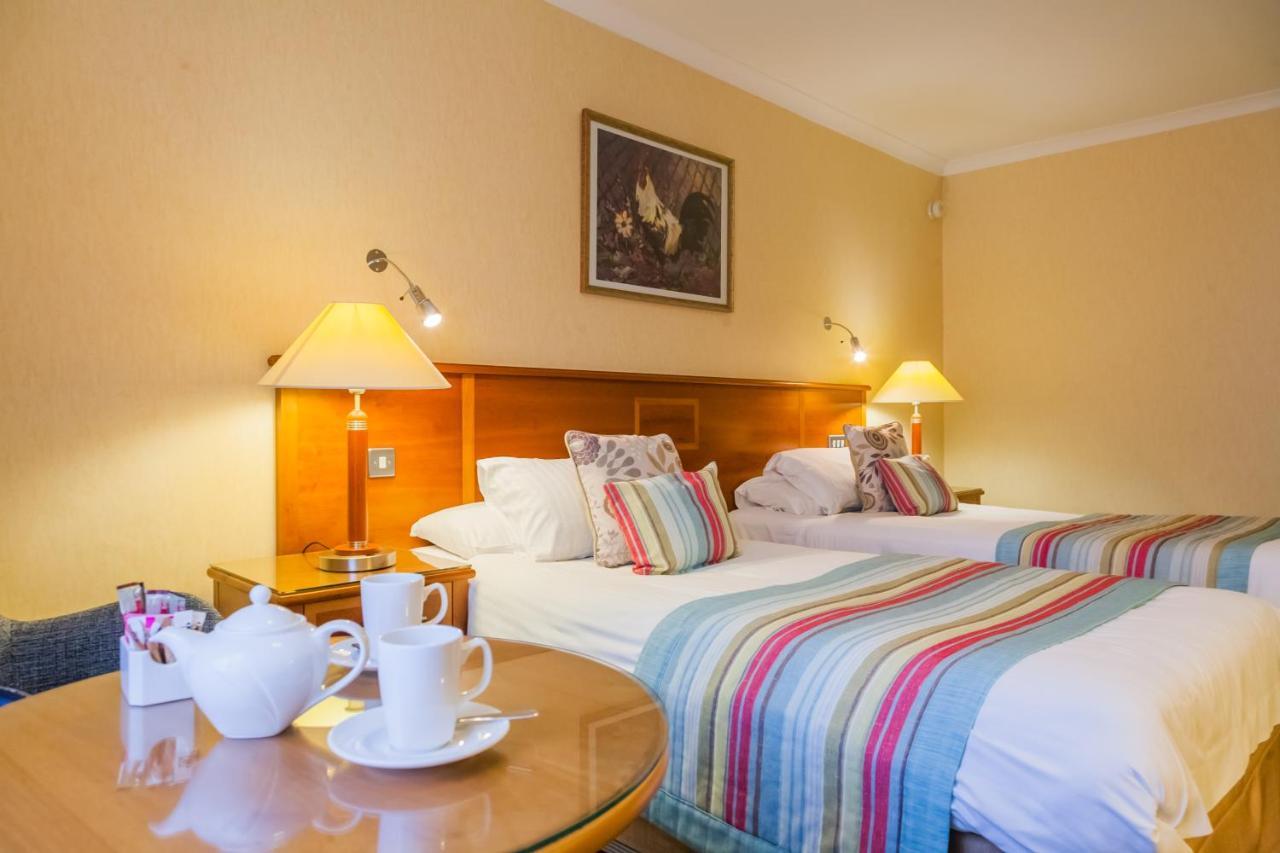 Blunsdon House Hotel, Bw Premier Collection Hotel 4*