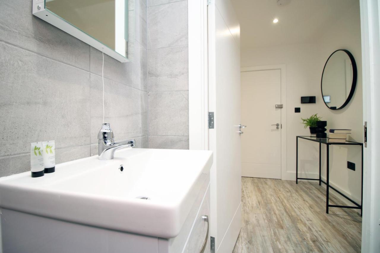 Kingsbridge Point - Cosy One Bed Near Town Centre, * Swindon