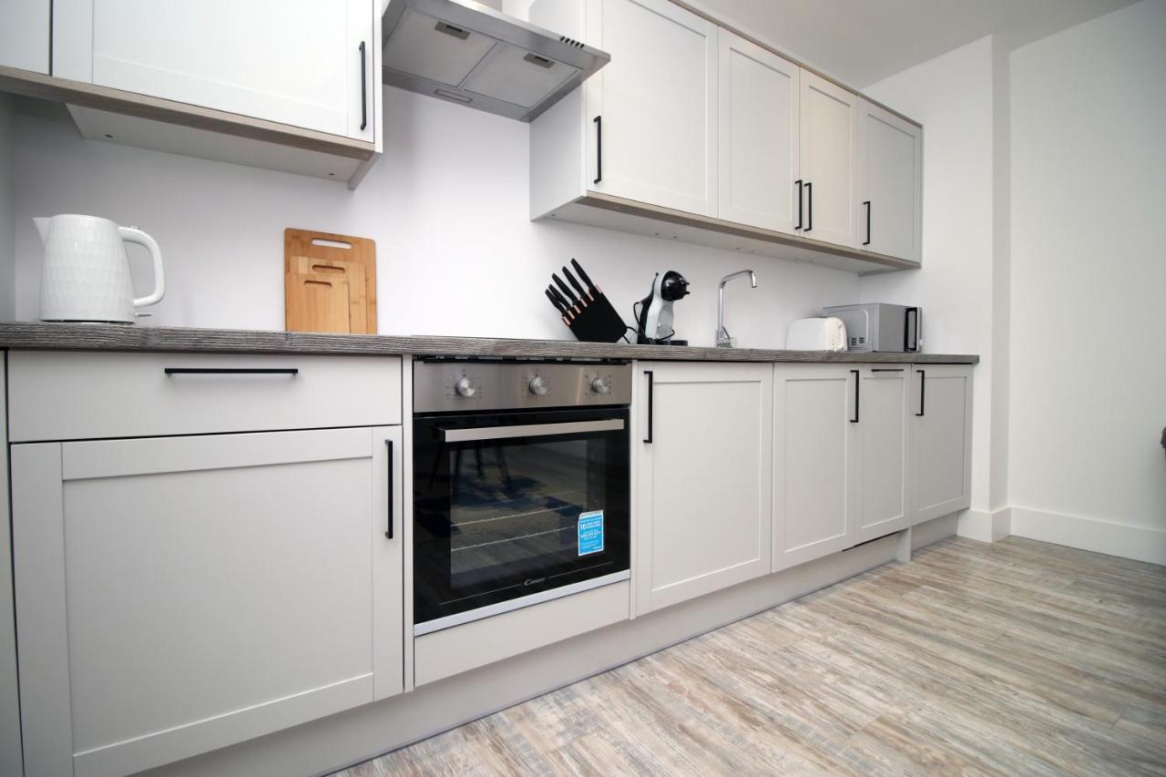 Kingsbridge Point - Cosy One Bed Near Town Centre,