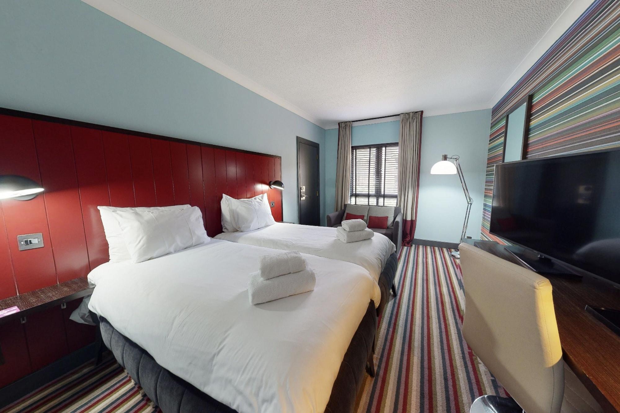 Hotel Village 3*
