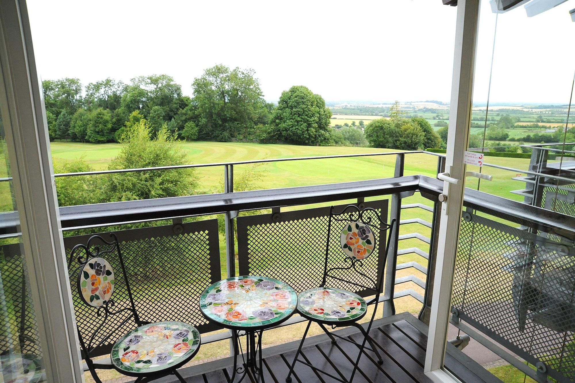 Hotel Blunsdon House Hotel, Bw Premier Collection 4*