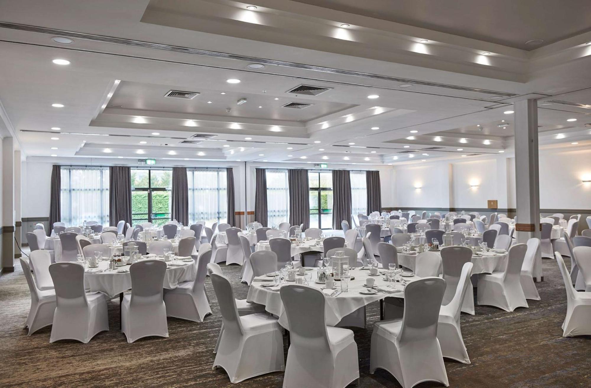 Doubletree By Hilton Hotel Swindon