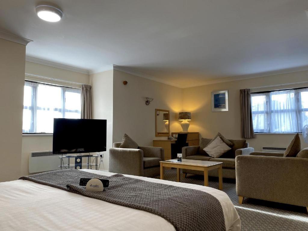 The Wiltshire Hotel, Golf And Leisure Swindon