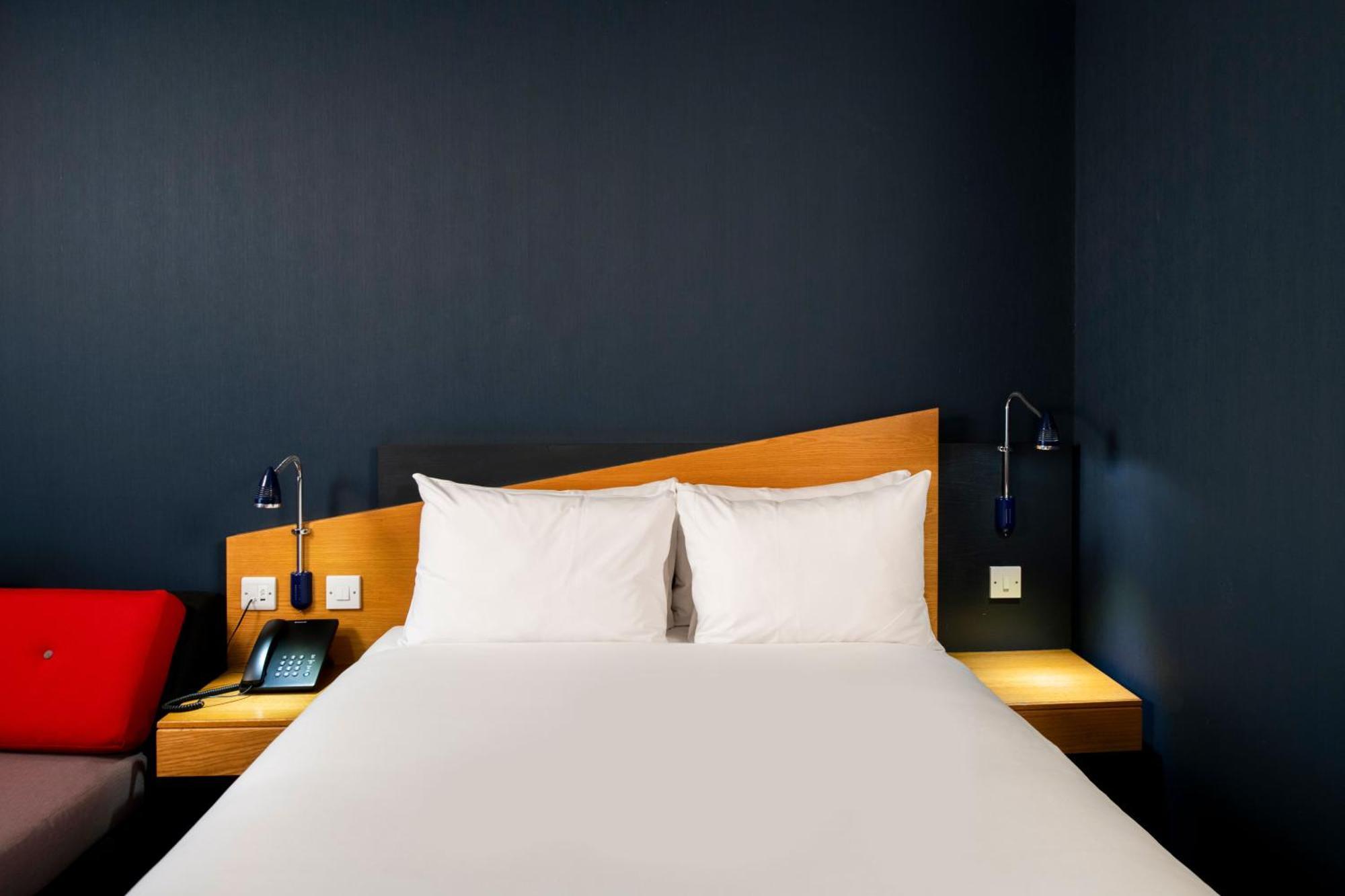 Hotel Express West By Ihg Swindon