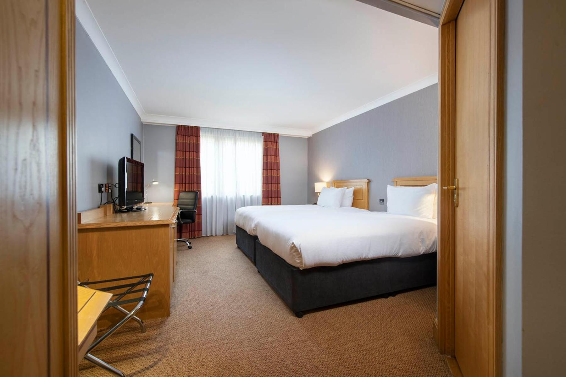 Doubletree By Hilton Swindon
