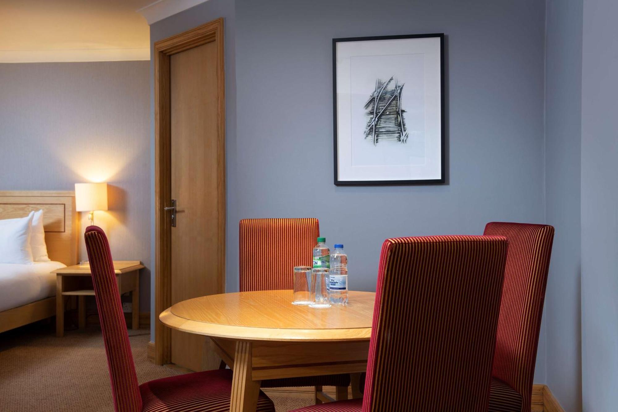 Doubletree By Hilton Hotel Swindon