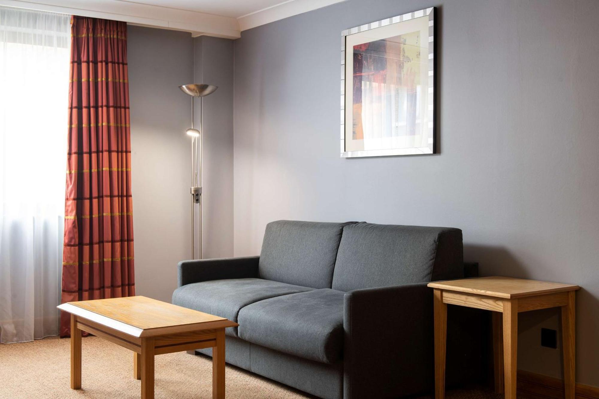 Doubletree By Hilton Hotel Swindon